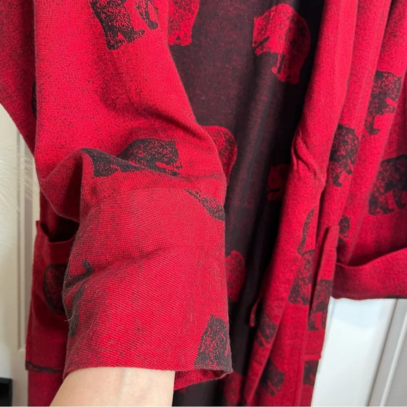 Flyshacker Vintage Men’s Clothing Company Red Black Bear Tie Robe. Size Large. - Picture 12 of 13